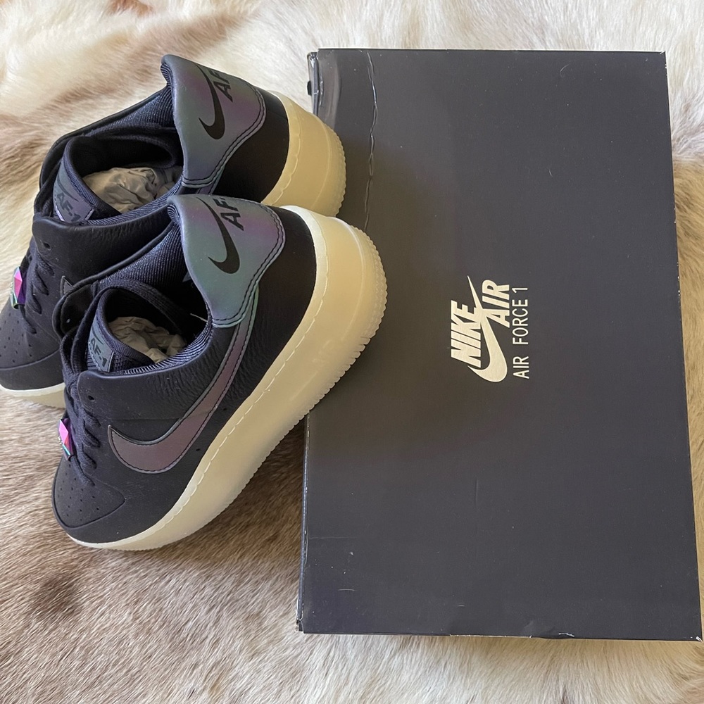 Nike Air Force 1 Sage Low LX